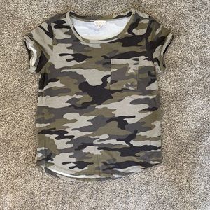 Camo tee